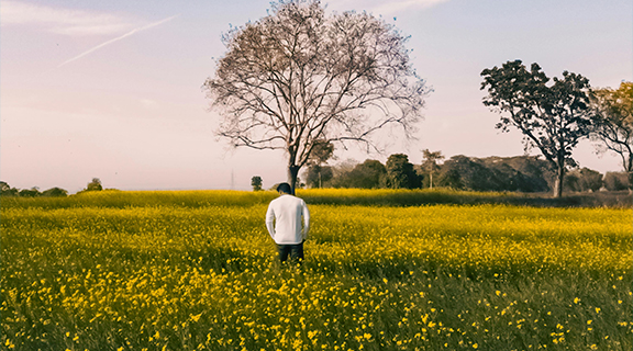 Primavera y cambios de ánimo: lo que te pasa tiene una base biológica (y puedes gestionarlo)
